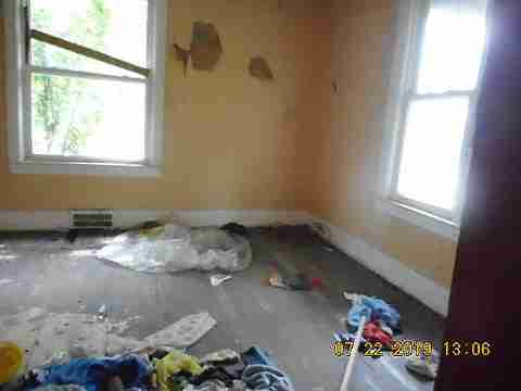 8558 Orangelawn (16)_m.jpg